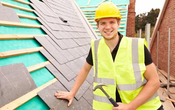find trusted Lundie roofers in Angus